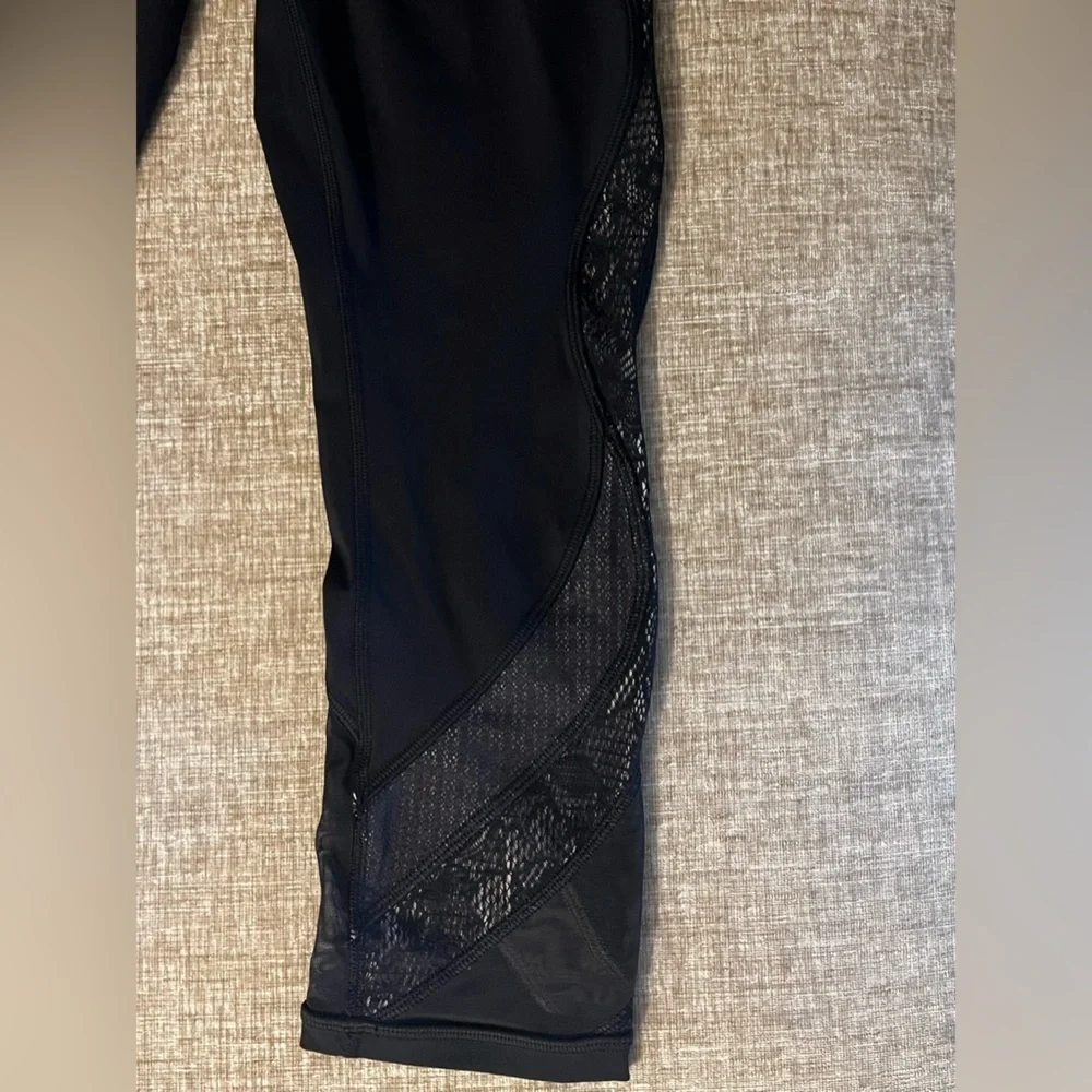 Lululemon Lace leg Leggings